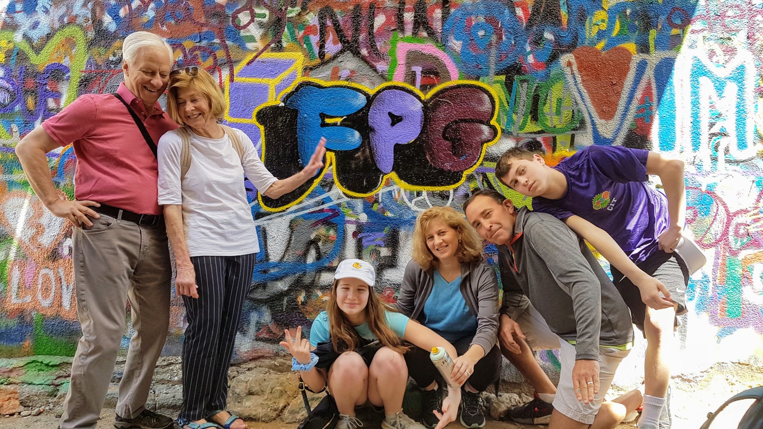 Tel Aviv Graffiti tour & workshop for small groups